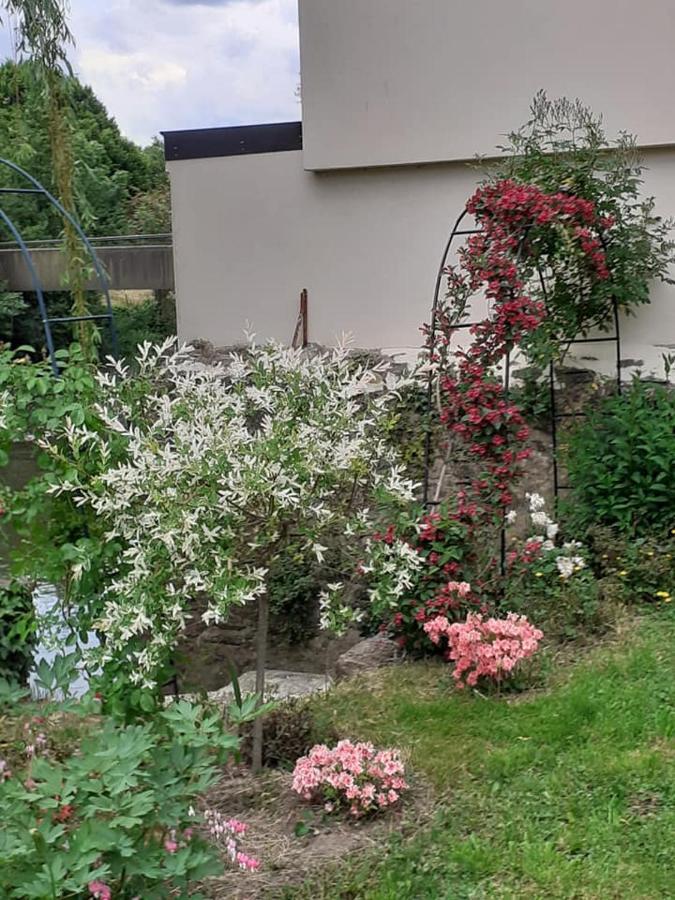 Le Refuge Des Alpes Mancelles Lejlighed Fresnay-sur-Sarthe Eksteriør billede